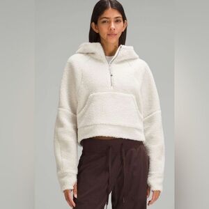 Lululemon Cream Ivory Warm Hoodie Pullover Jacket Cropped Scuba Fleece Size M /L